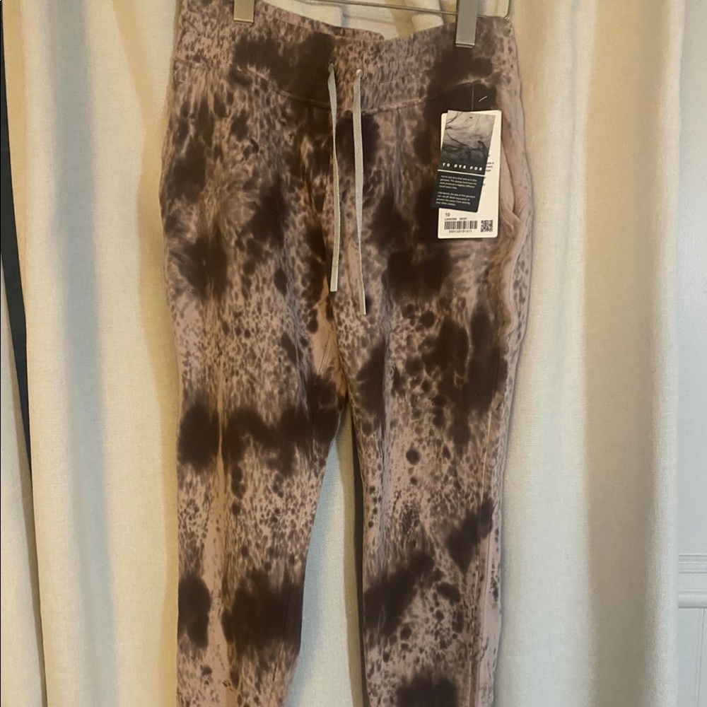 Lululemon Warm Down Jogger